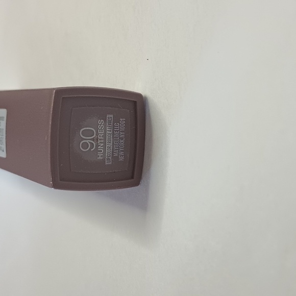 ❤️ 3/$15 Maybelline New York Super Stay Matte Ink Liquid Lipstick 90 Huntress - Picture 4 of 8